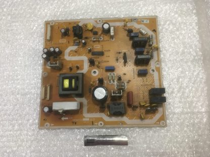TNP8EP103 8 P TXN/P20QXB PANASONIC TX-L42S20E POWER BOARD
